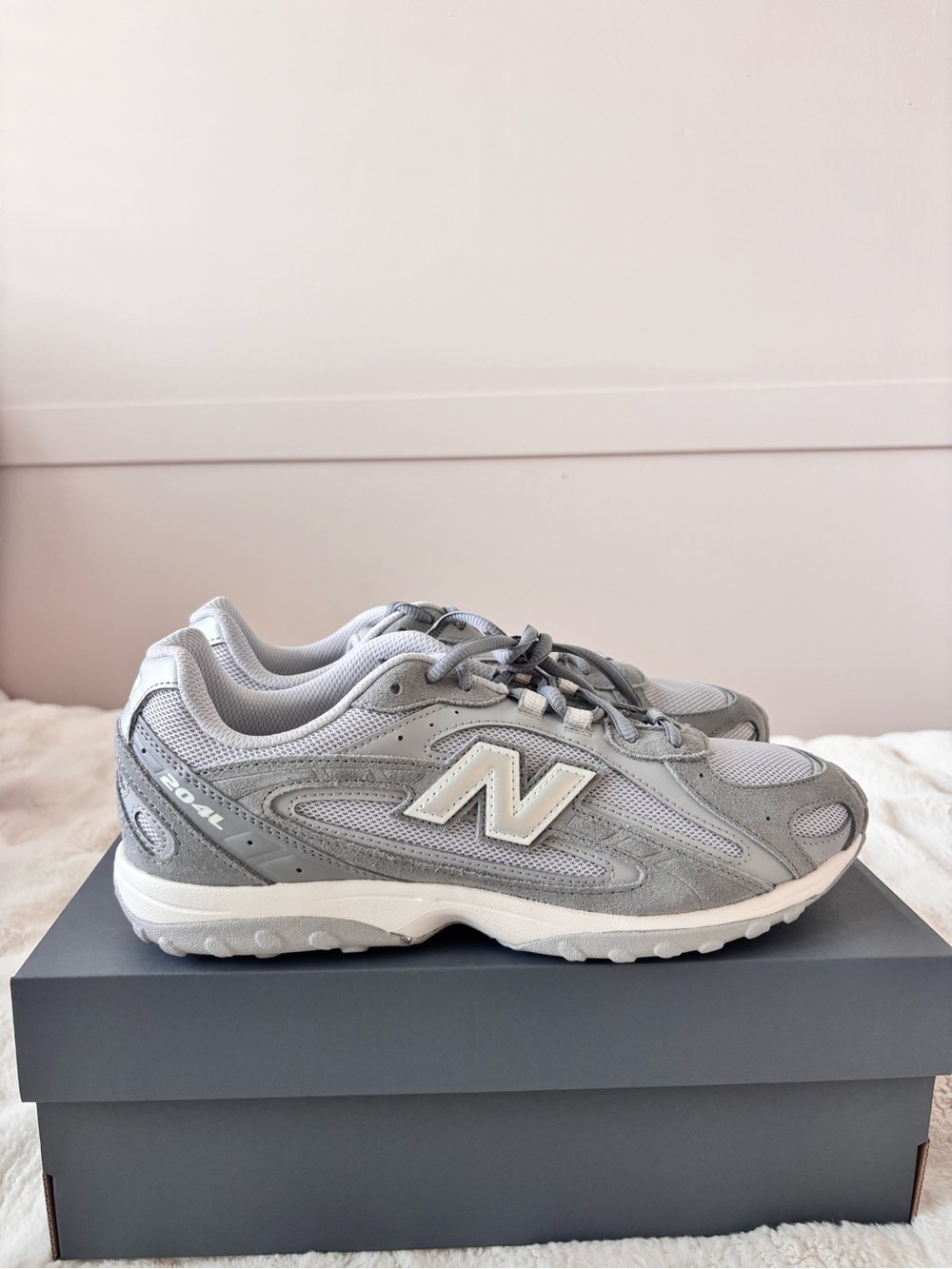 New Balance Women's Light Grey Mesh & Suede Sneakers